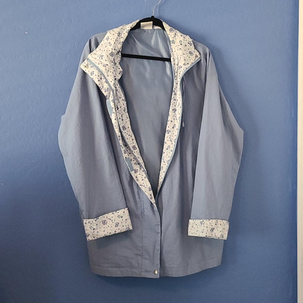 Women's jacket - Picture 2 of 4